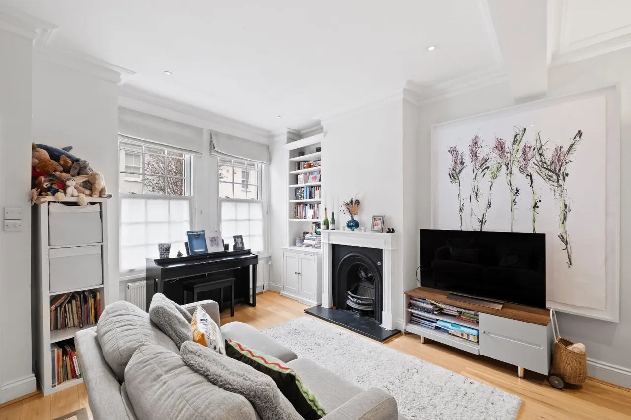 3 bed house for sale, Horder Road, Fulham, SW6