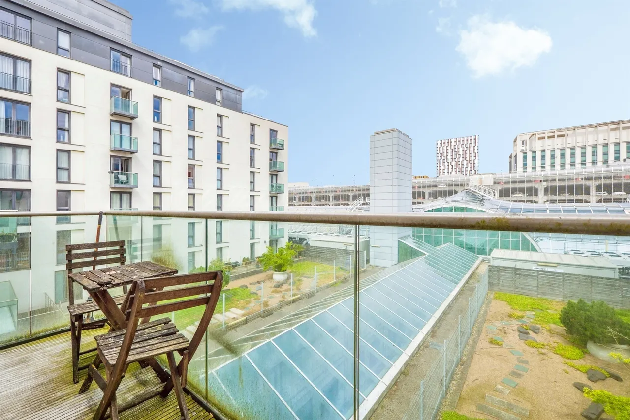 The Hayes, Cardiff, CF10, photo 15