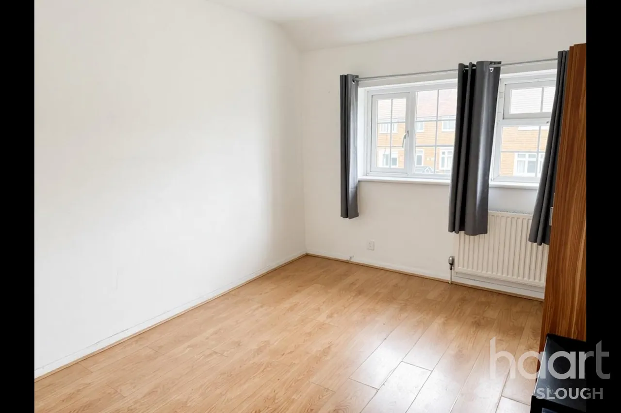 Trelawney Avenue, Slough, SL3, photo 5