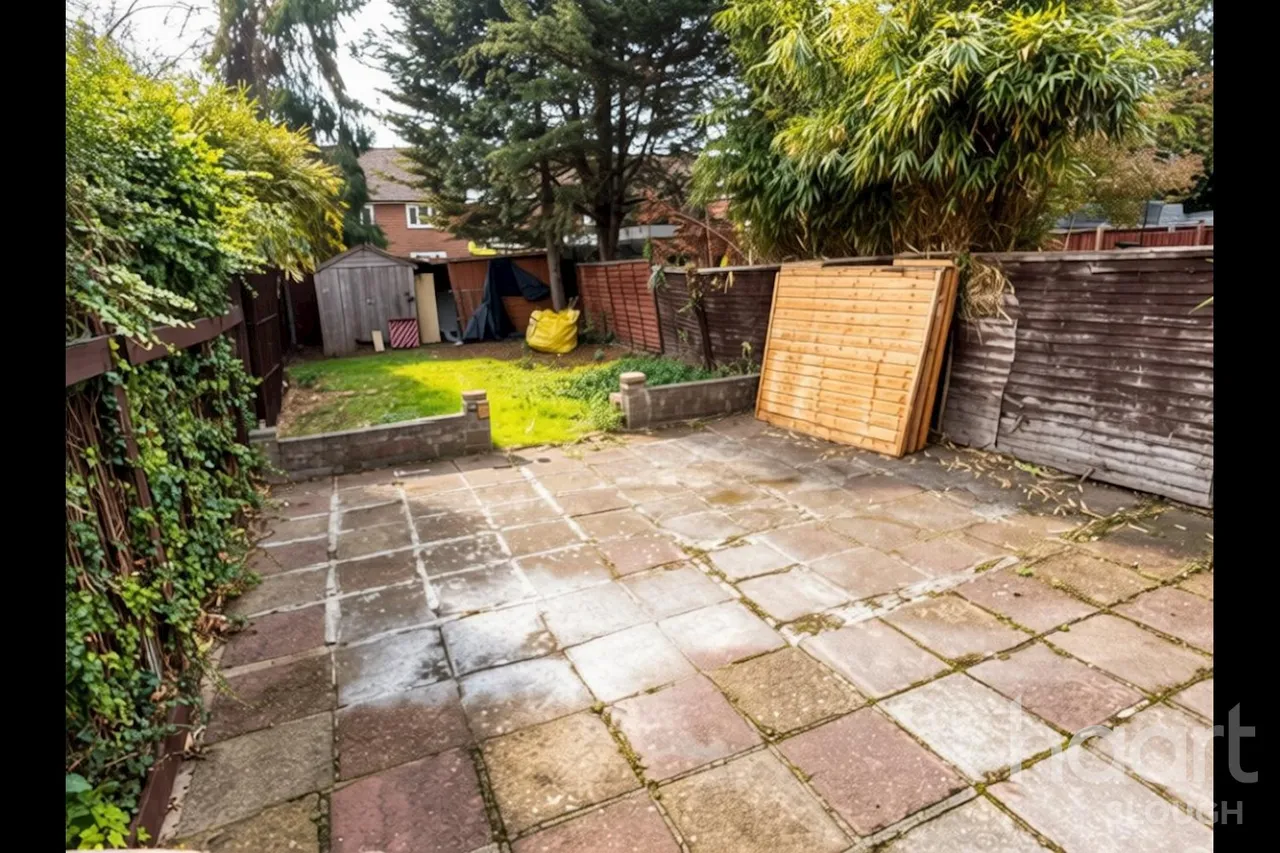 Trelawney Avenue, Slough, SL3, photo 9