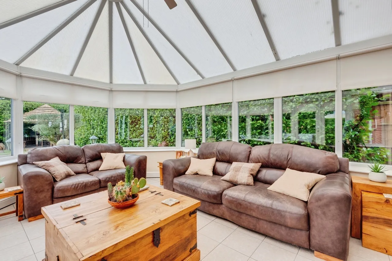 Fox Bank Close, Widnes, WA8, photo 5