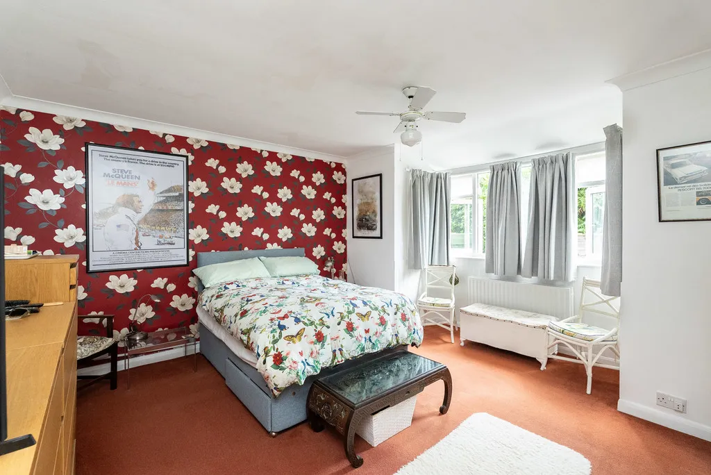 Adlers Lane, Westhumble, RH5, photo 9