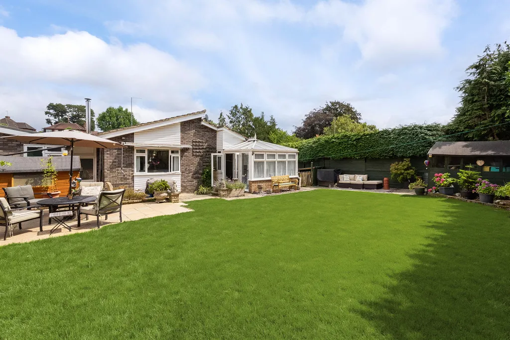 Adlers Lane, Westhumble, RH5, photo 8
