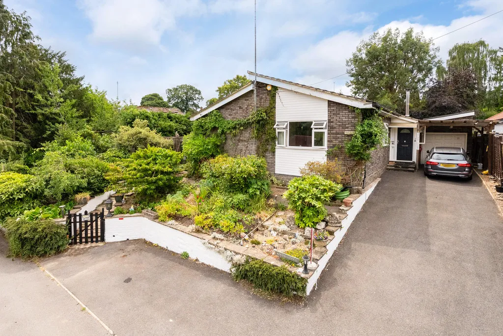 3 bed house for sale, Adlers Lane, Westhumble, RH5