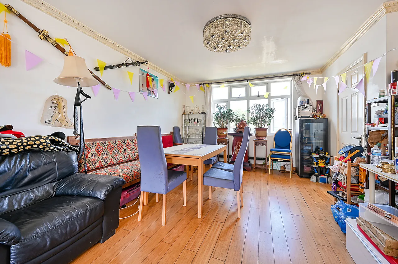 1 Ruston Avenue, Surbiton, photo 12