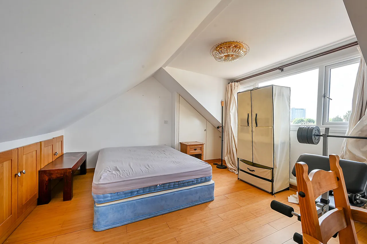1 Ruston Avenue, Surbiton, photo 7