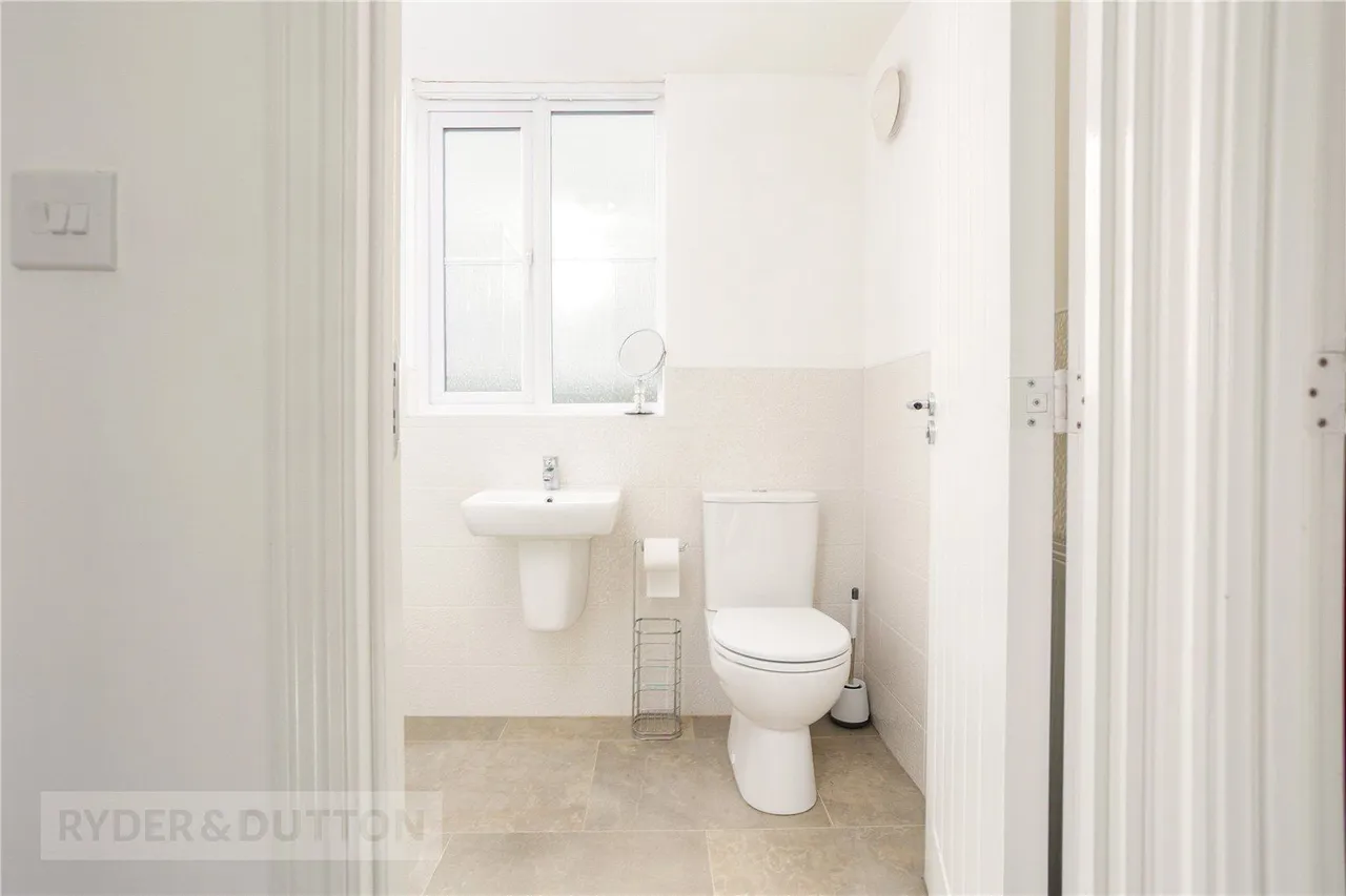 Hawthorn Drive, Glossop, SK13, photo 22