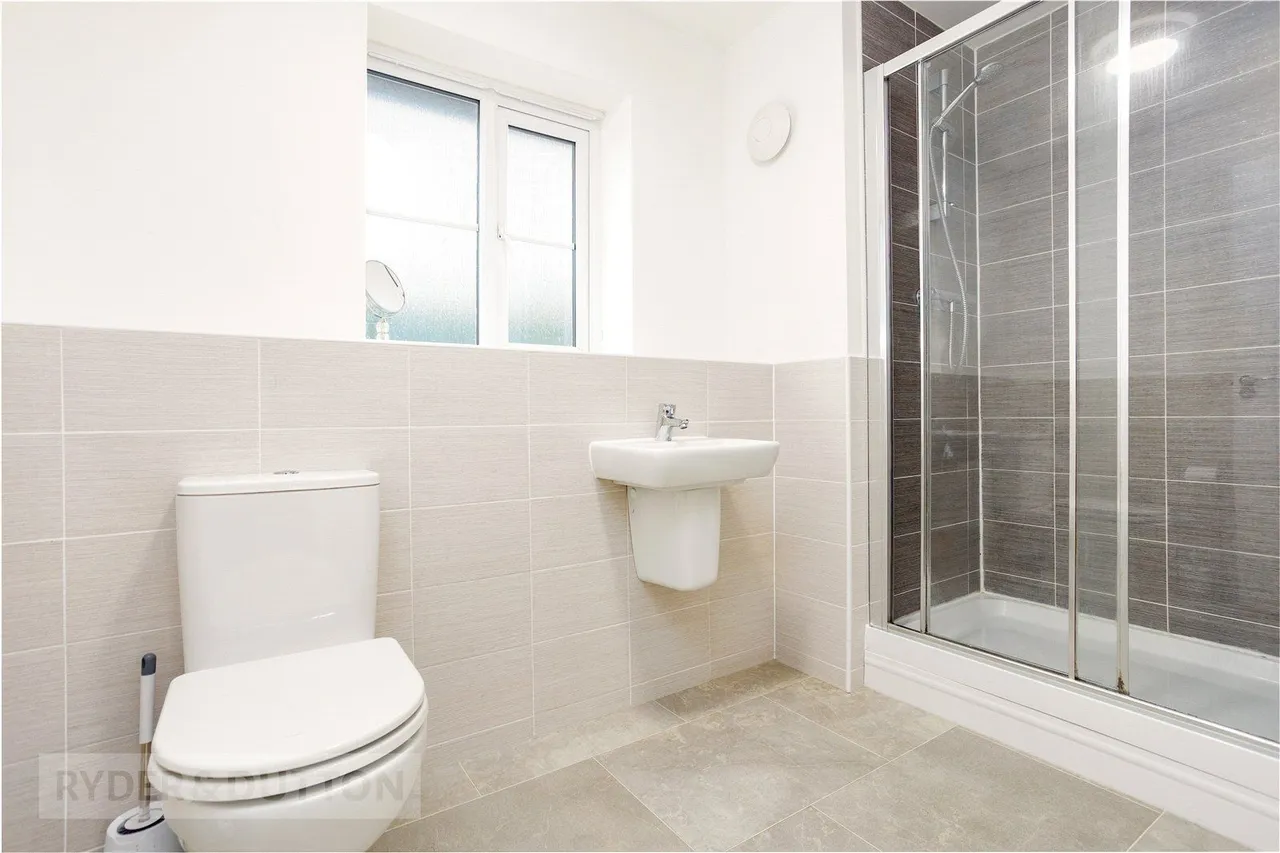 Hawthorn Drive, Glossop, SK13, photo 15