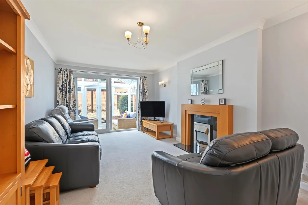 Wollaton Paddocks, Nottingham, NG8, photo 2