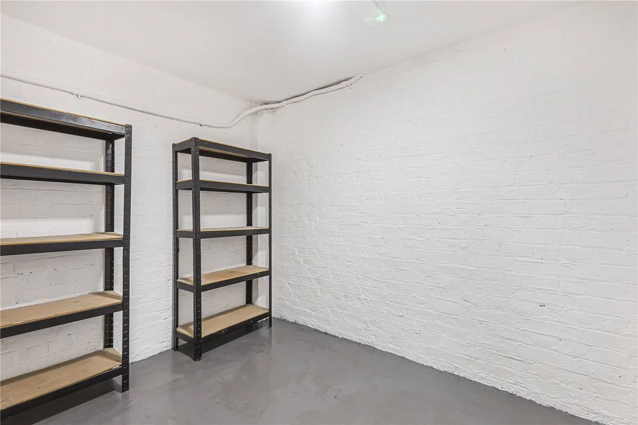 Hackney Road, London, E2, photo 11