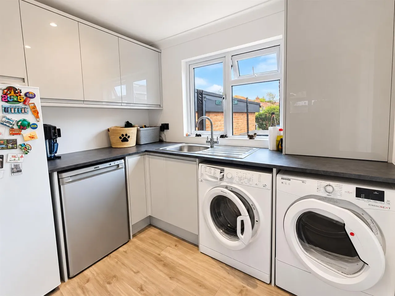 Heathdown Close, Peacehaven, photo 31
