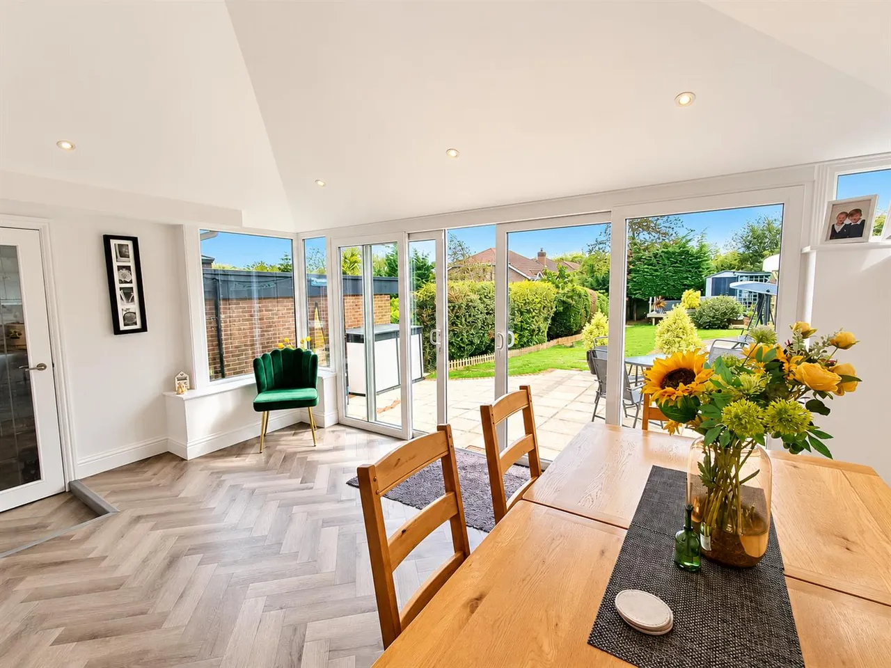 Heathdown Close, Peacehaven, photo 26