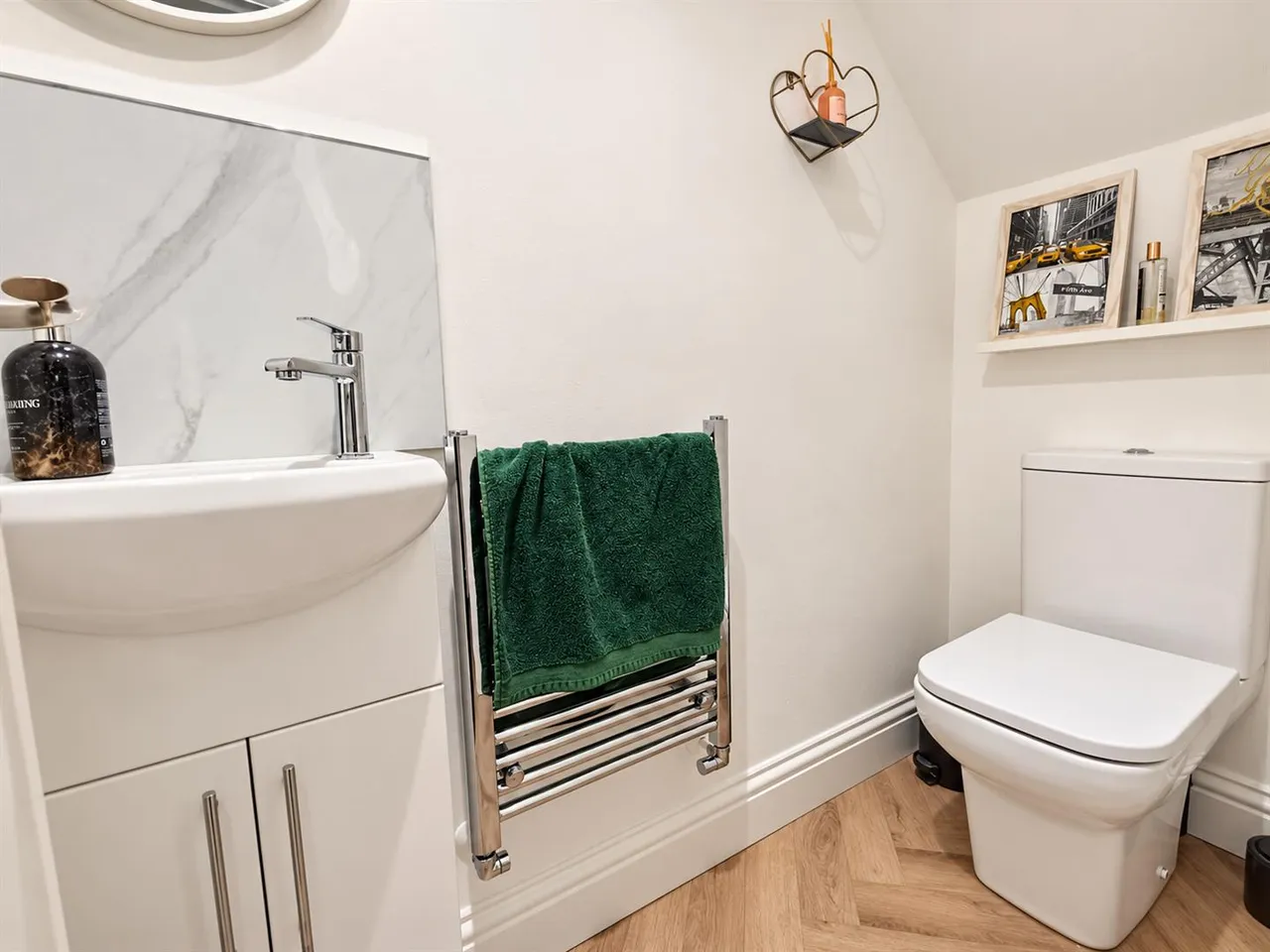 Heathdown Close, Peacehaven, photo 10