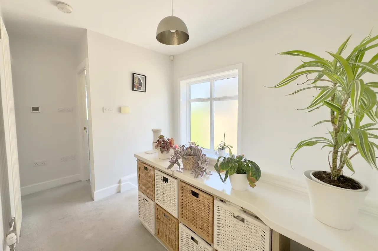 Southwick Road, BH6, photo 16