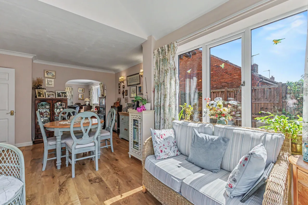 Box Tree Close, Defford, WR8, photo 9
