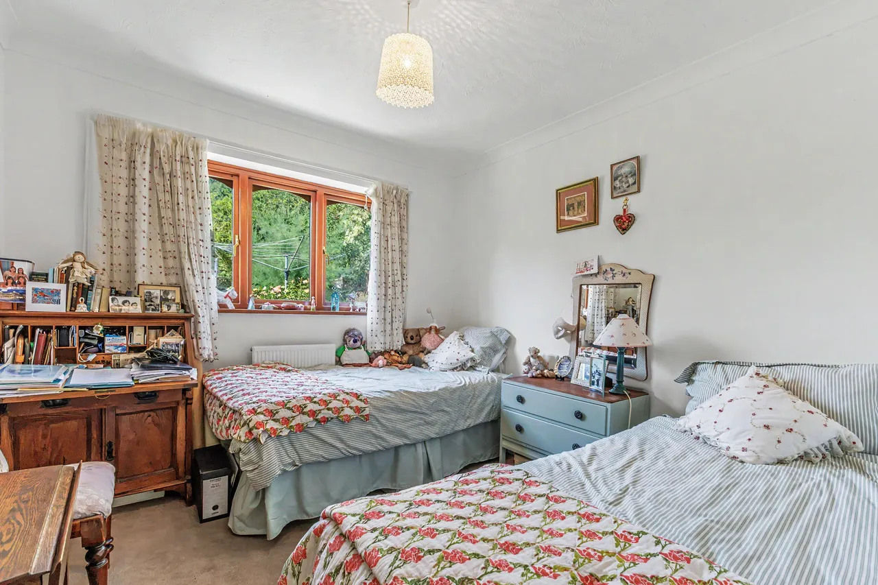 Box Tree Close, Defford, WR8, photo 17