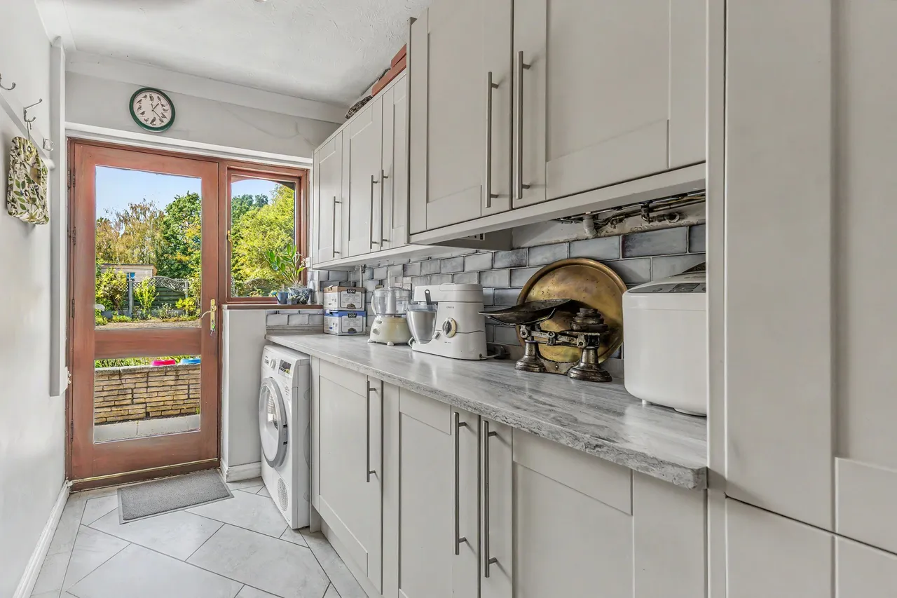 Box Tree Close, Defford, WR8, photo 11