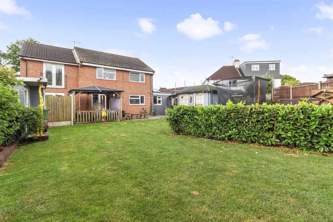 Bramber Road, Broadwater, Worthing, photo 31