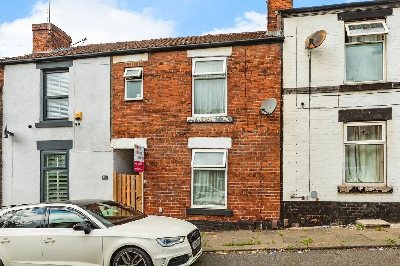 2 bed house for sale — Mount Pleasant Road, Masbrough, Rotherham
