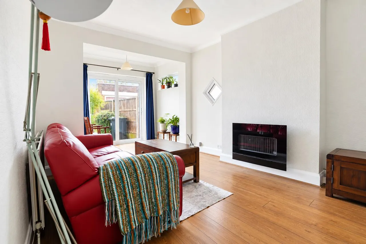 Glenhurst Road, Southend-On-Sea, photo 6