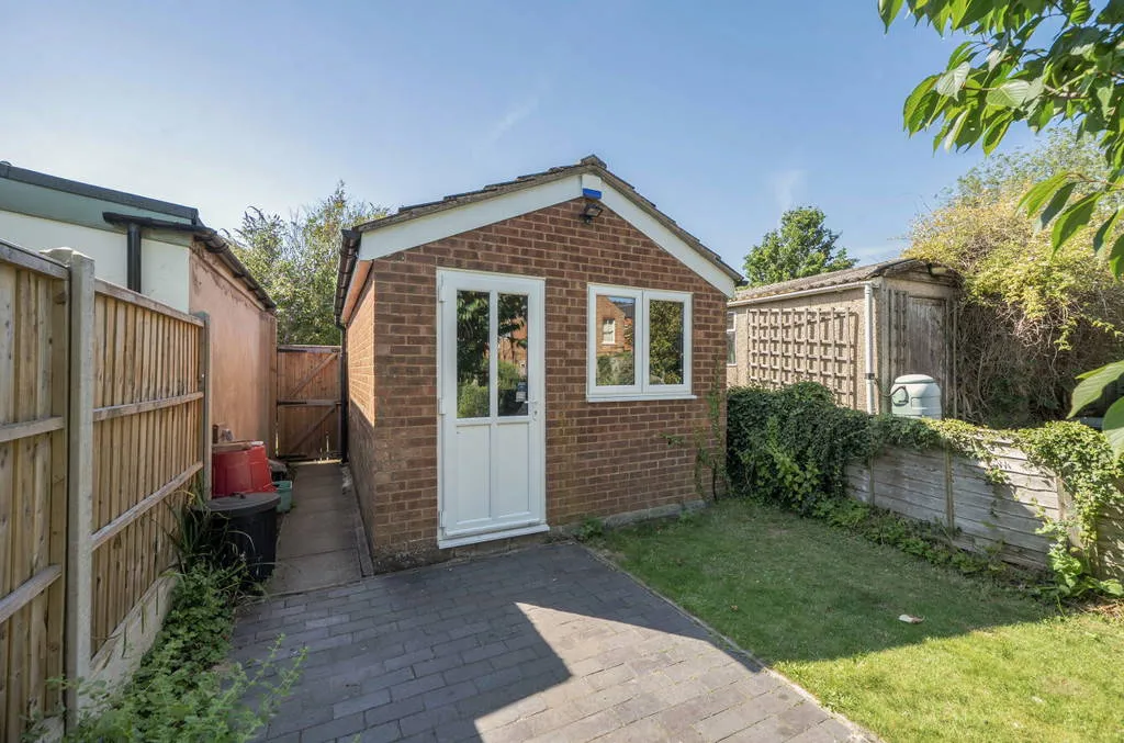 Cromwell Road, Rugby, CV22 5LP, photo 14