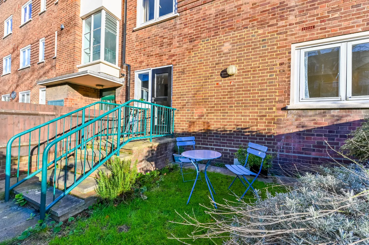 41 Halton Road, London, photo 8