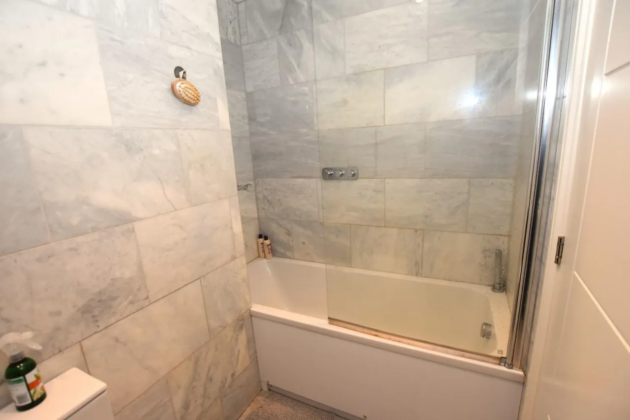 Winchcombe Street, Cheltenham, GL52, photo 5