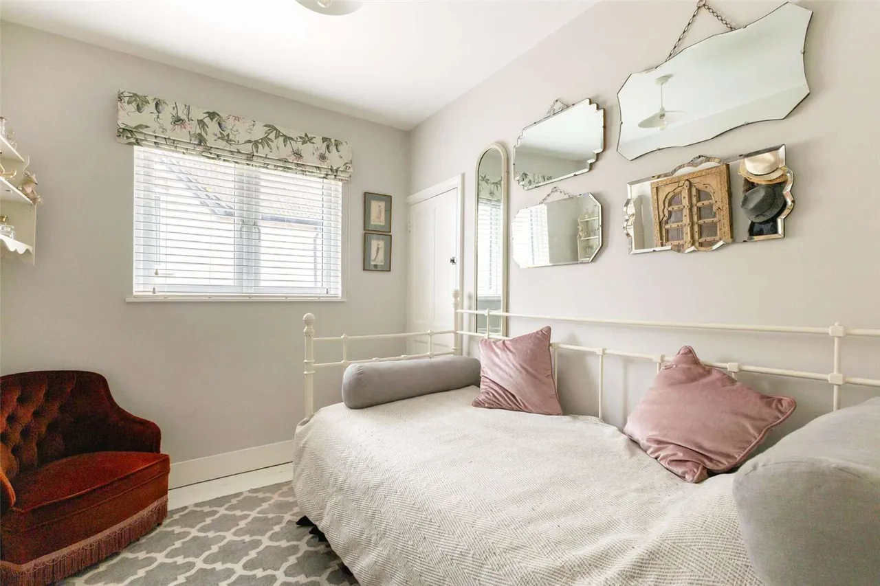 Cromwell Road, High Wycombe, Buckinghamshire, HP13 7AN, photo 7