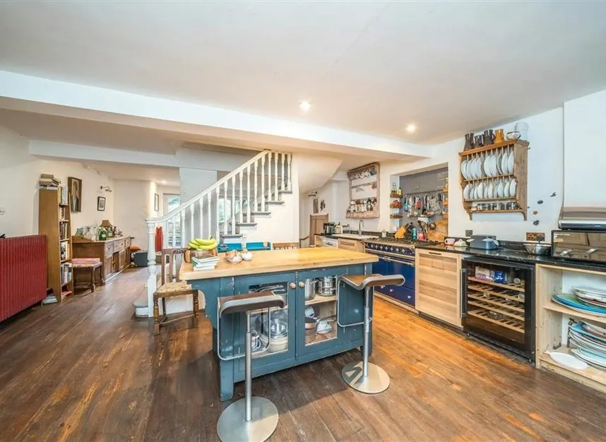 Clapham Road, Stockwell, SW9, photo 8