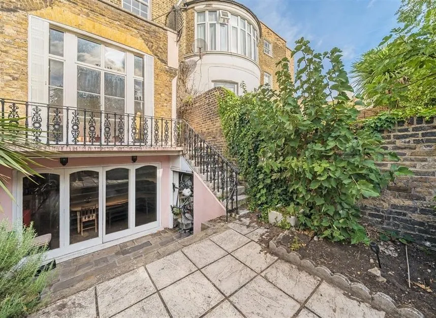 Clapham Road, Stockwell, SW9, photo 13