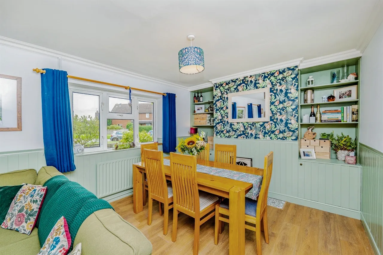 Trenos Place, Llanharan, Pontyclun, photo 4