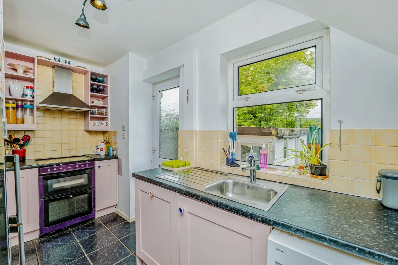 Trenos Place, Llanharan, Pontyclun, photo 7