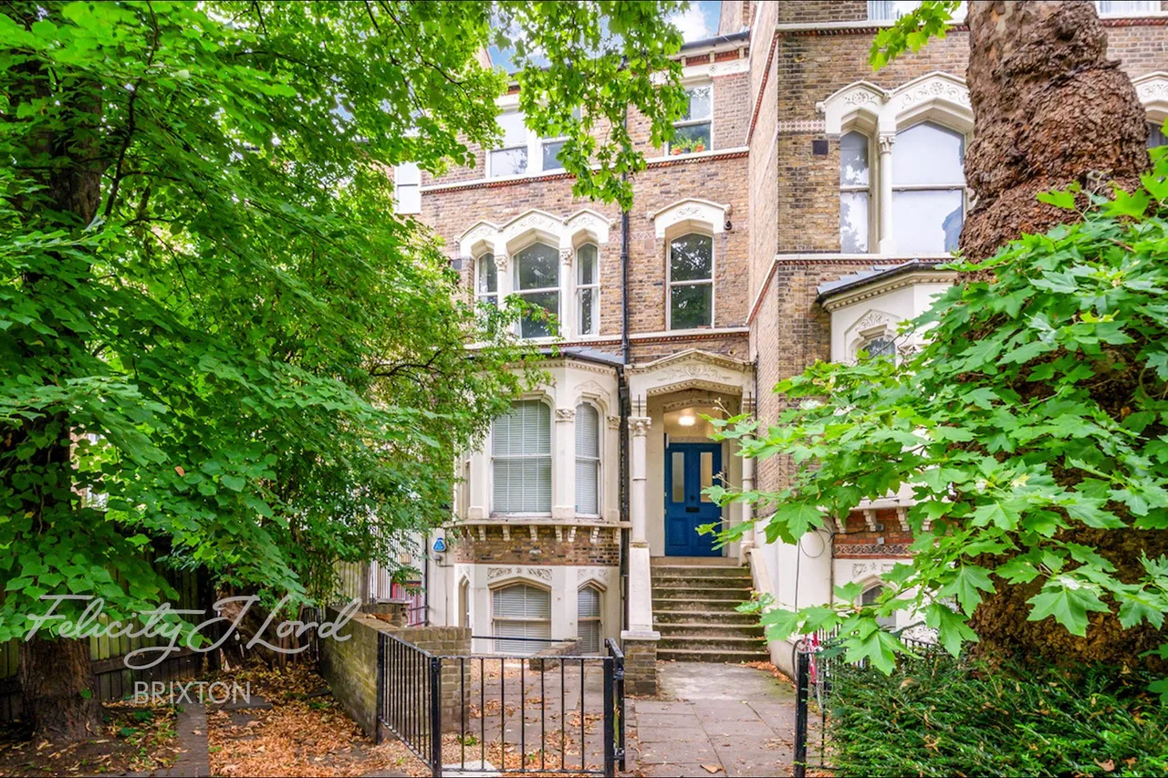 Effra Road, London, photo 11
