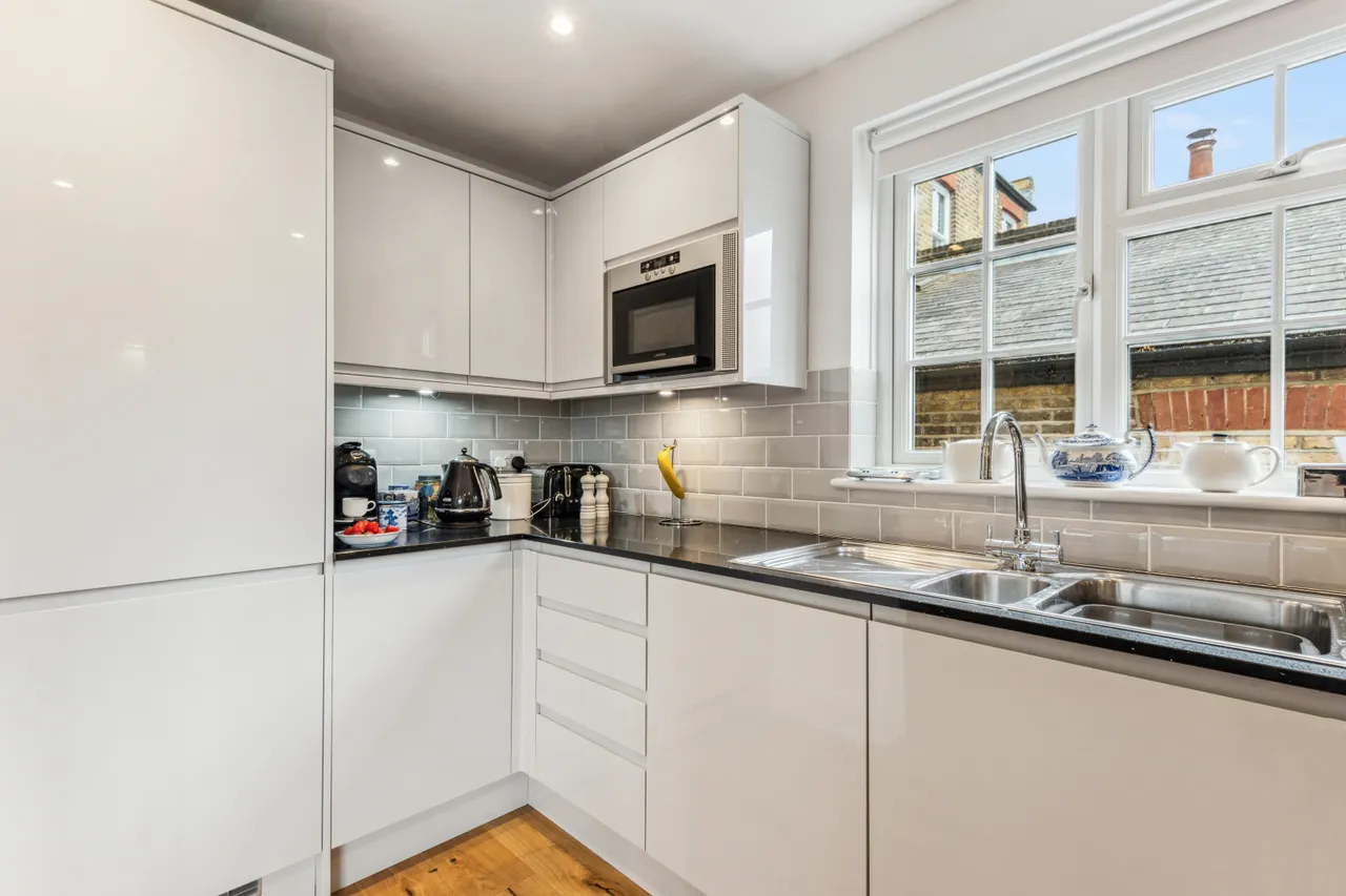 Lawn Crescent, Richmond, TW9, photo 5