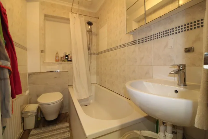 Fareham Way Houghton Regis, Dunstable LU5 5RE, photo 9