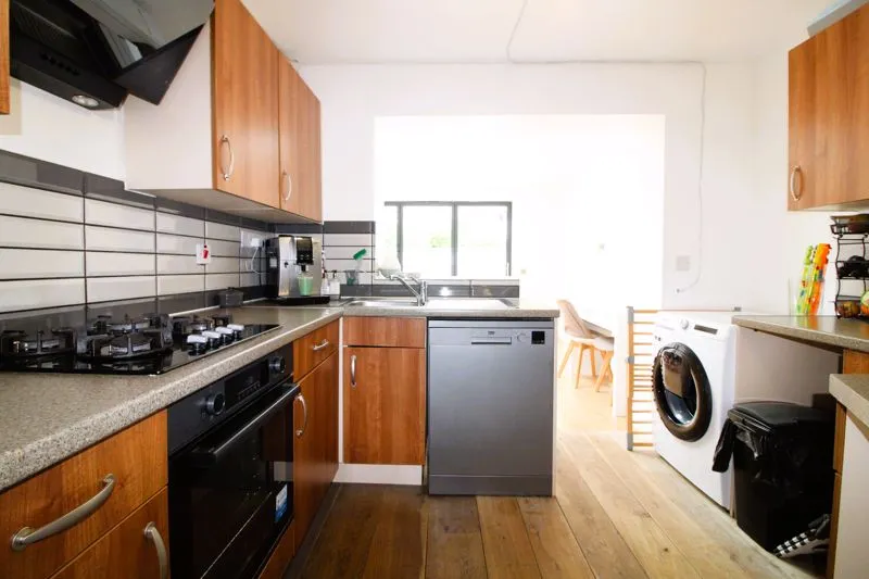 Fareham Way Houghton Regis, Dunstable LU5 5RE, photo 5
