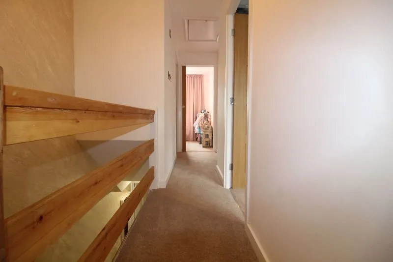 Fareham Way Houghton Regis, Dunstable LU5 5RE, photo 11