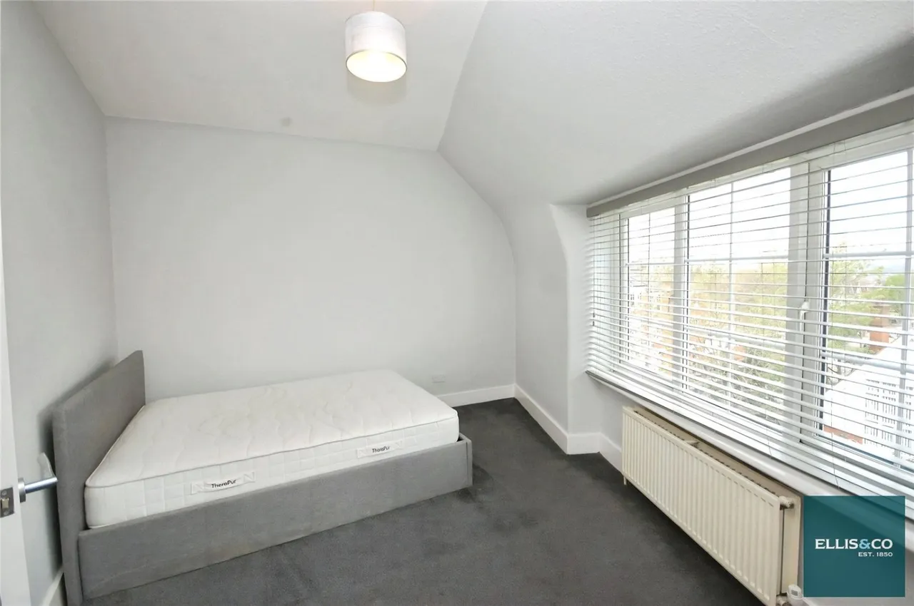Regents Park Road, Finchley, N3, photo 6