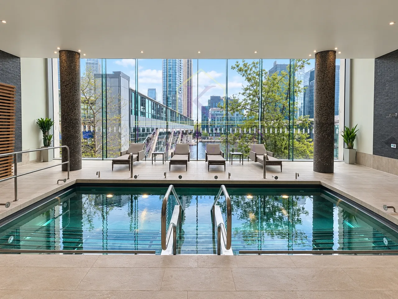 Pan Peninsula Square, London, E14, photo 6