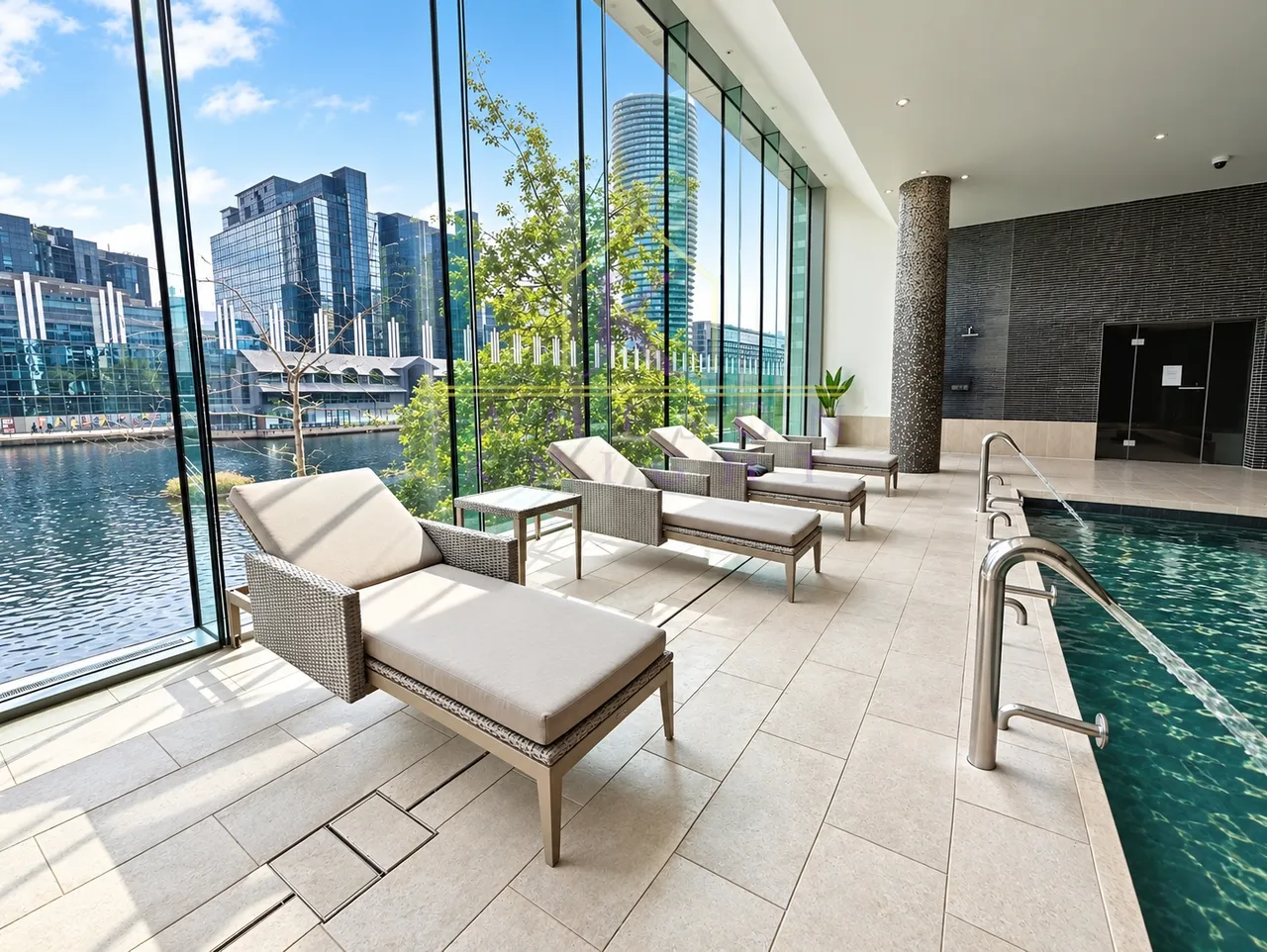 Pan Peninsula Square, London, E14, photo 13