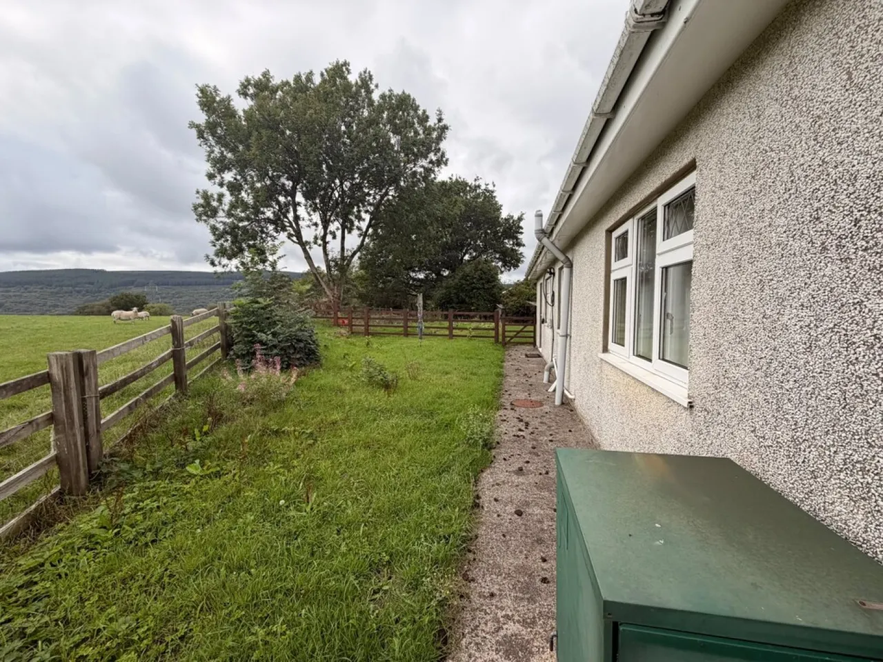 Glyn Mill Cottages, Mountain Hare, CF48, photo 3