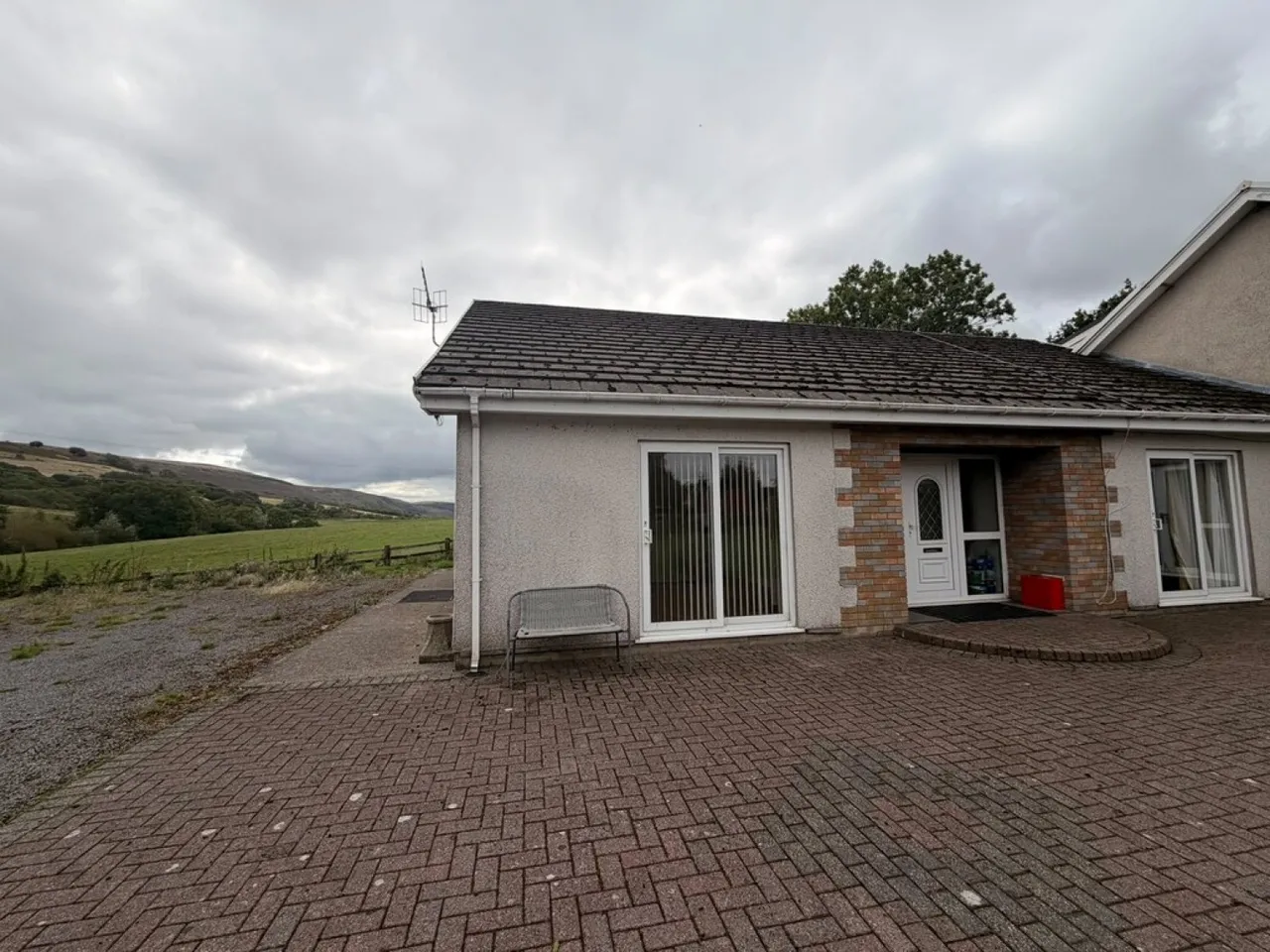 Glyn Mill Cottages, Mountain Hare, CF48, photo 2