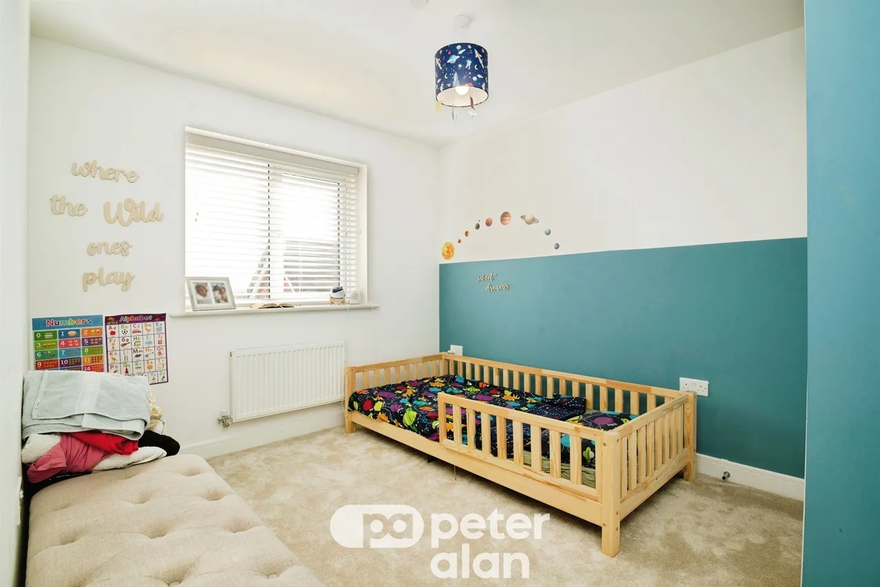 Heol Lowri Cwmbran, NP44, photo 10