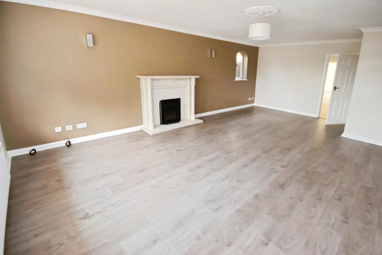 Norton Lane, Earlswood, photo 5