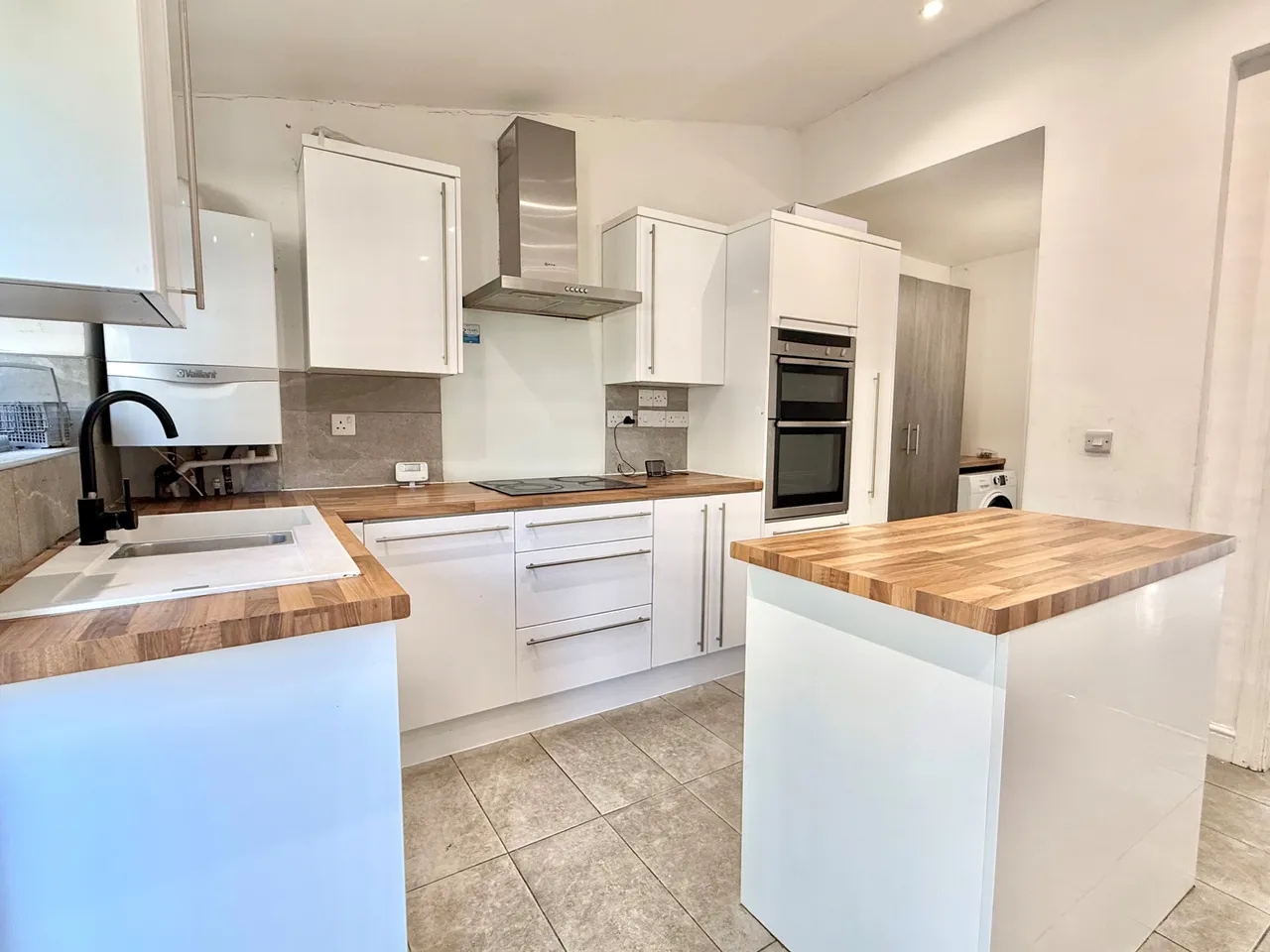 4 bed house to rent, Kingsley Road, LU3