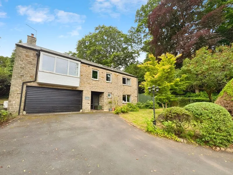 4 bed fine living property for sale, The Paddock Hexham NE46 1BP, NE46