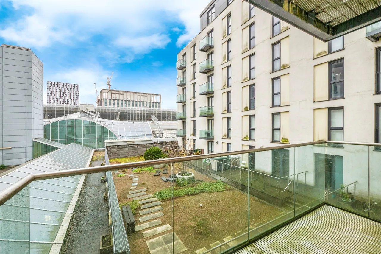 The Hayes, Cardiff, CF10, photo 15