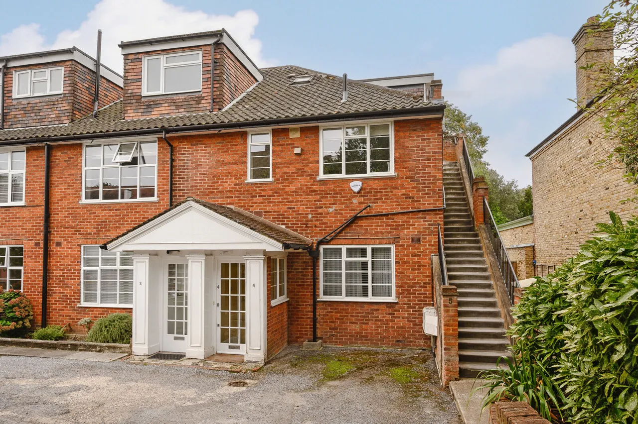 Draxmont Court, Draxmont, SW19, photo 10