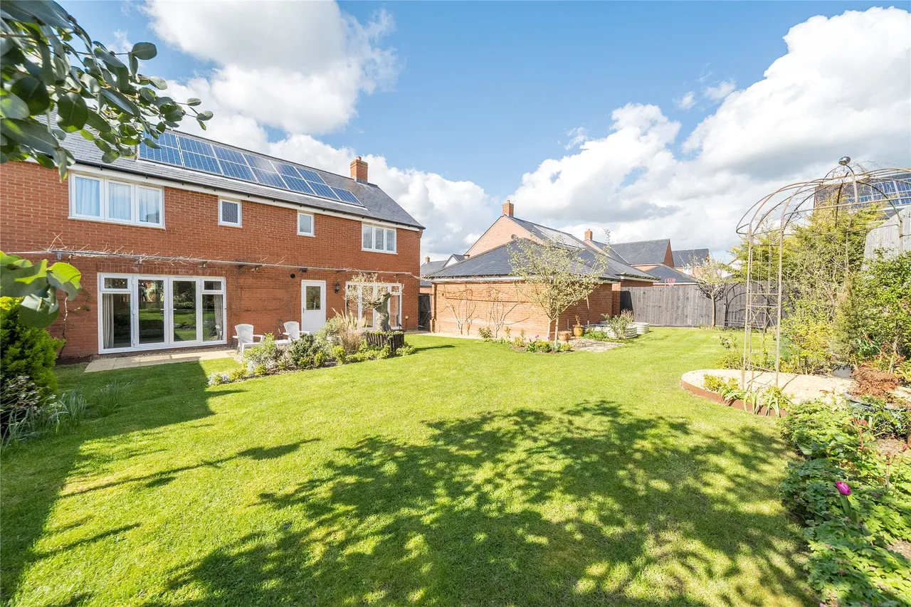 Becketts Lane, Steeple Claydon, MK18, photo 11