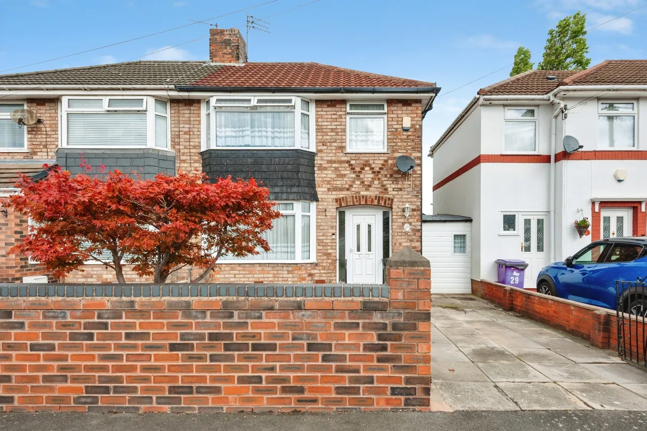 3 bed property for sale, Barford Road, Hunts Cross, L25